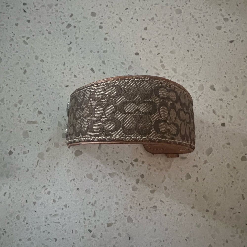 Coach wrist band